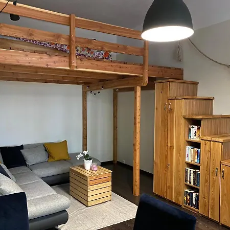 アパート Apartament Antresola