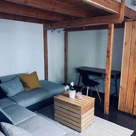 アパート Apartament Antresola オルシュティン